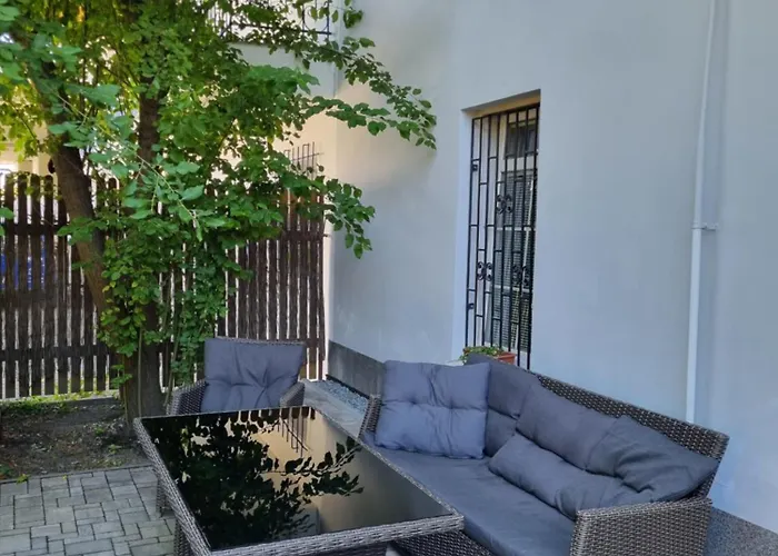 Apartmán černý Tulipán - 1 *